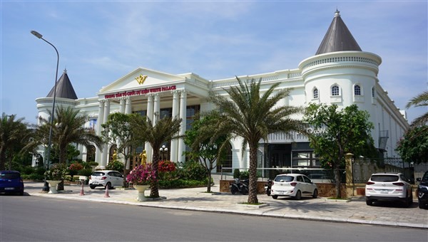 Tổ hợp khách sạn, thương mại hỗn hợp, thuộc Công ty Đầu tư Hà Thanh - Công ty Cổ phần, tại TP Thanh Hóa.