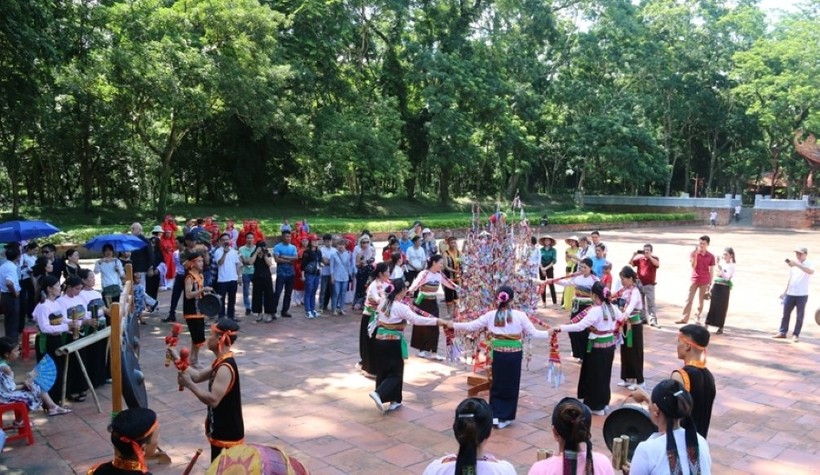 Pôồn Pôông – loại hình văn hóa truyền thống độc đáo của dân tộc Mường.