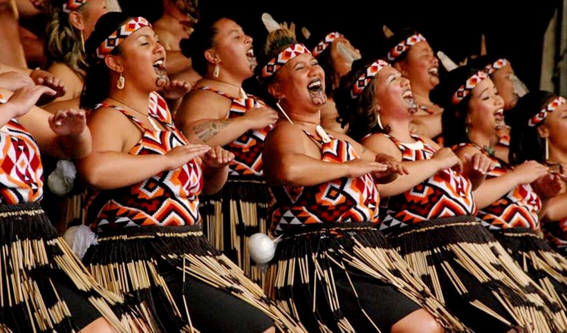 Tục xăm Moko Kauae của phụ nữ Maori