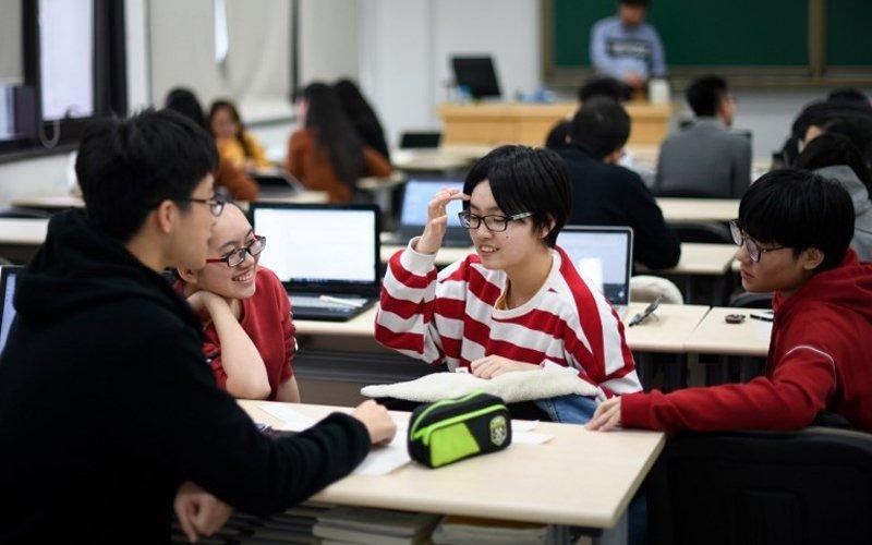 Sinh viên quốc tế giúp tăng khả năng cạnh tranh của giáo dục Nhật Bản trên thế giới.
