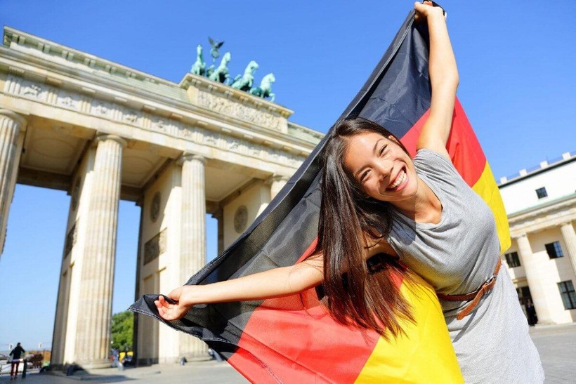 Đức và Canada thu hút đông đảo sinh viên quốc tế đến học tập và làm việc.