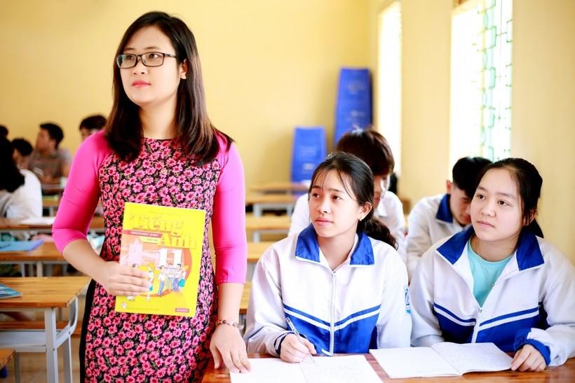 Cô Hà Ánh Phượng đã đạt được những thành tích đáng nể trong dạy học ngoại ngữ. Ảnh: NVCC