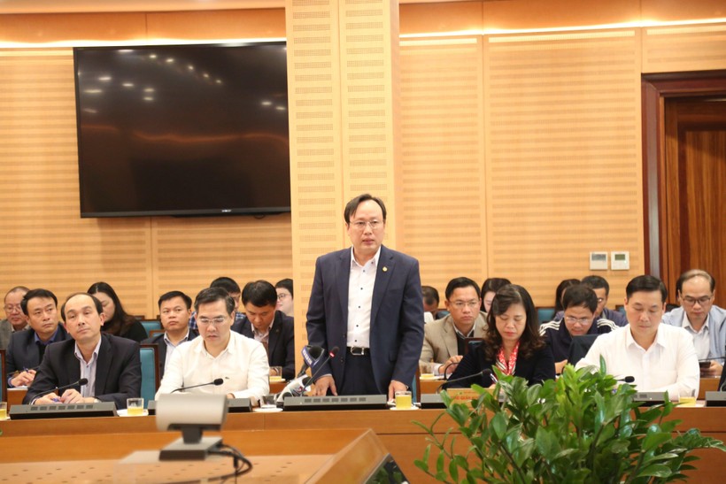 Ông Đỗ Thanh Tùng - Phó Chủ tịch UBND quận Hoàng Mai (Hà Nội) thông tin về vi phạm xây dựng trên địa bàn quận.