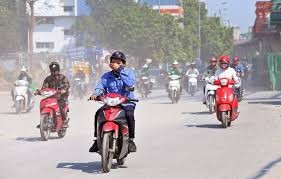 Ô nhiễm không khí ngày càng báo động ở Hà Nội và TPHCM.