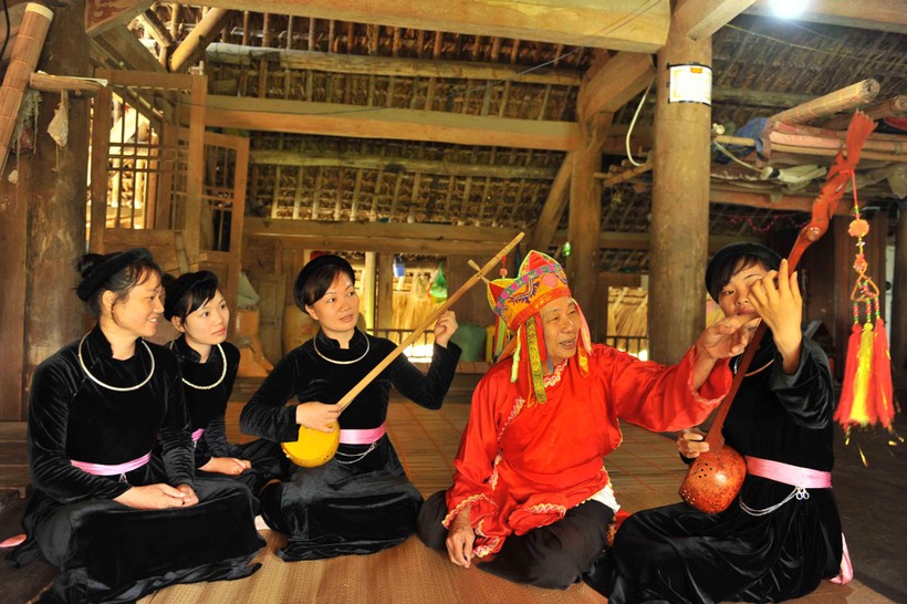Di sản 'Thực hành Then của người Tày, Nùng, Thái ở Việt Nam' được UNESCO ghi danh.