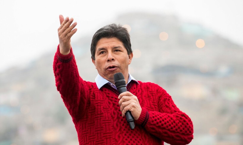 Ông Pedro Castillo phát biểu trong một cuộc tranh cử bầu tổng thống năm 2021.