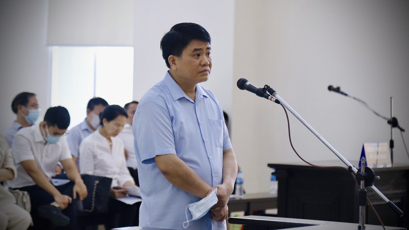 Cựu Chủ tịch UBND TP Hà Nội Nguyễn Đức Chung tại một phiên tòa xét xử trước đó.