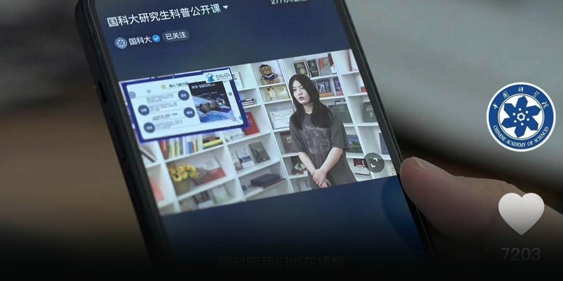 Trường đại học Trung Quốc tổ chức tuyển sinh trực tuyến.