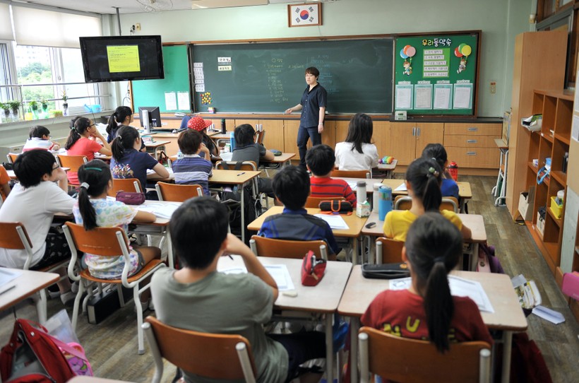 Chính sách mới giúp bảo vệ giáo viên Hàn Quốc trong lớp học.
