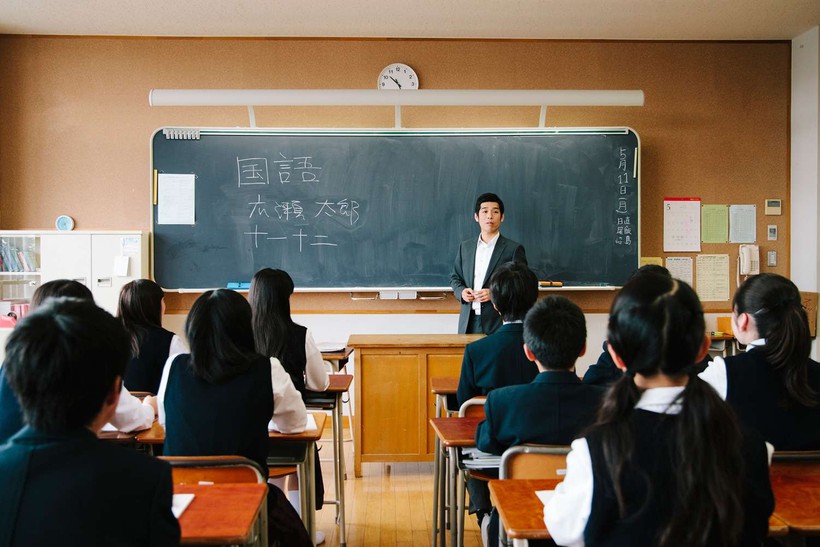 Giáo viên Nhật Bản phải làm việc quá số giờ quy định.