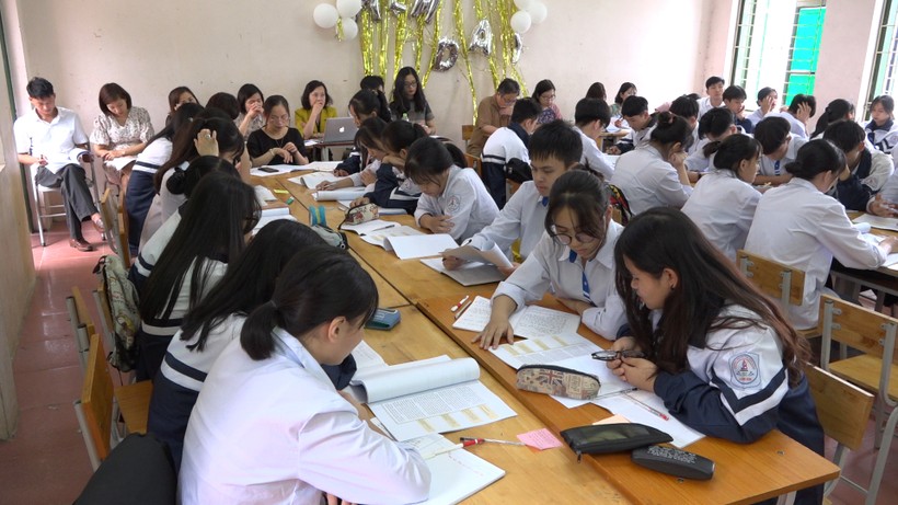 Thực nghiệm Ngữ văn 10 tại Trường THPT Lương Sơn, Hòa Bình. Ảnh minh họa: INT