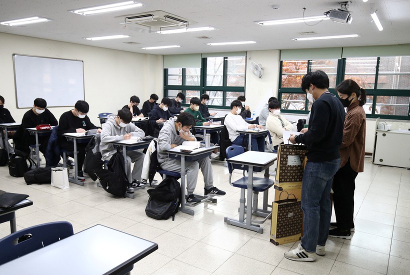 Học phí một năm tại các trường tư thục Hàn Quốc là khoảng 6.700 USD.