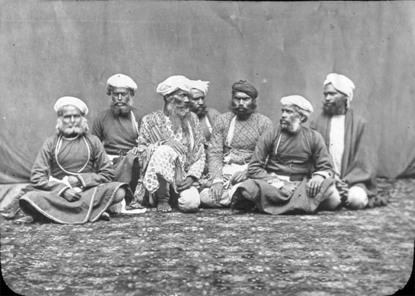 Một nhóm cựu Thuggee được chụp vào năm 1894. Ảnh: Historicmysteries.com