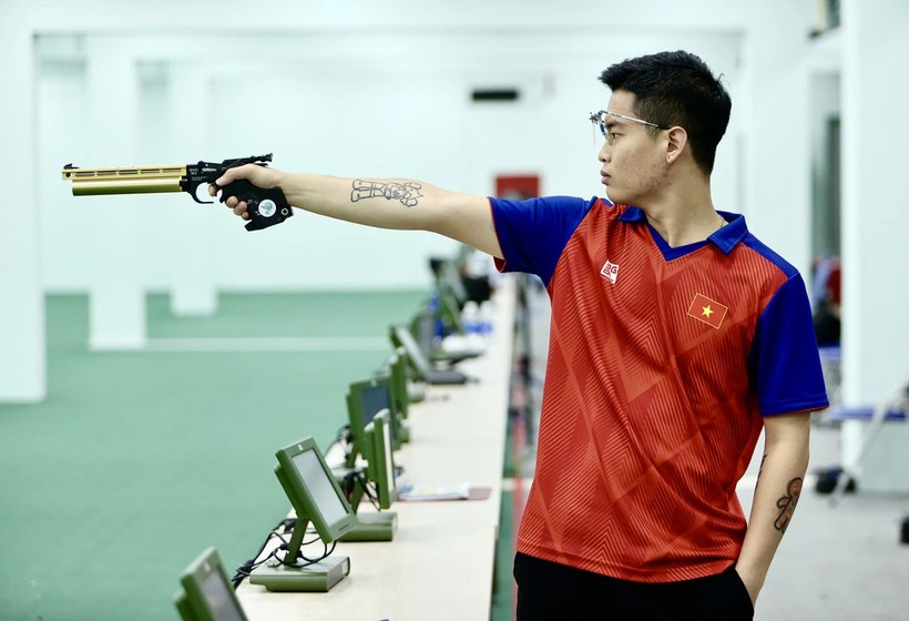 Nhà vô địch ASIAD 19 Phạm Quang Huy chưa thể giành suất tham dự Olympic 2024. Ảnh: ITN.