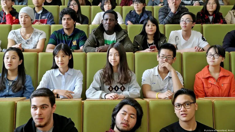 Sinh viên Trung Quốc theo học tại Đức. Ảnh: DW