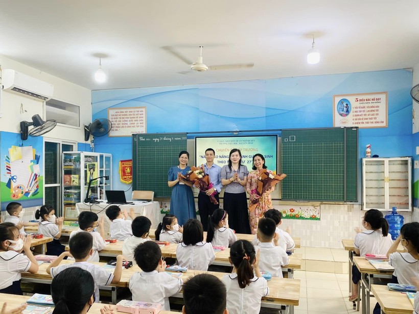 Trường Tiểu học Nguyễn Trãi (Quận Ngô Quyền, TP Hải Phòng) tổ chức chuyên đề 'Nâng cao năng lực đánh giá học sinh theo Thông tư số 27/2020/TT-BGDĐT'. Ảnh: Website nhà trường