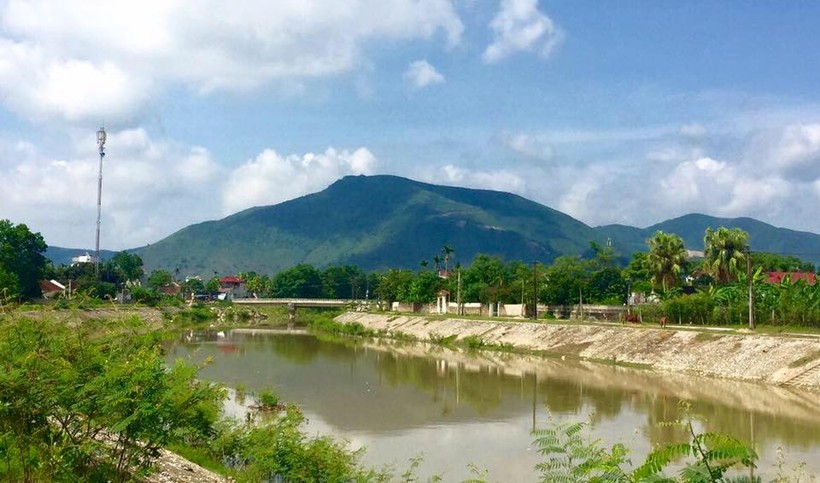 Núi Nưa - một địa danh nổi tiếng của Cổ Định xưa.