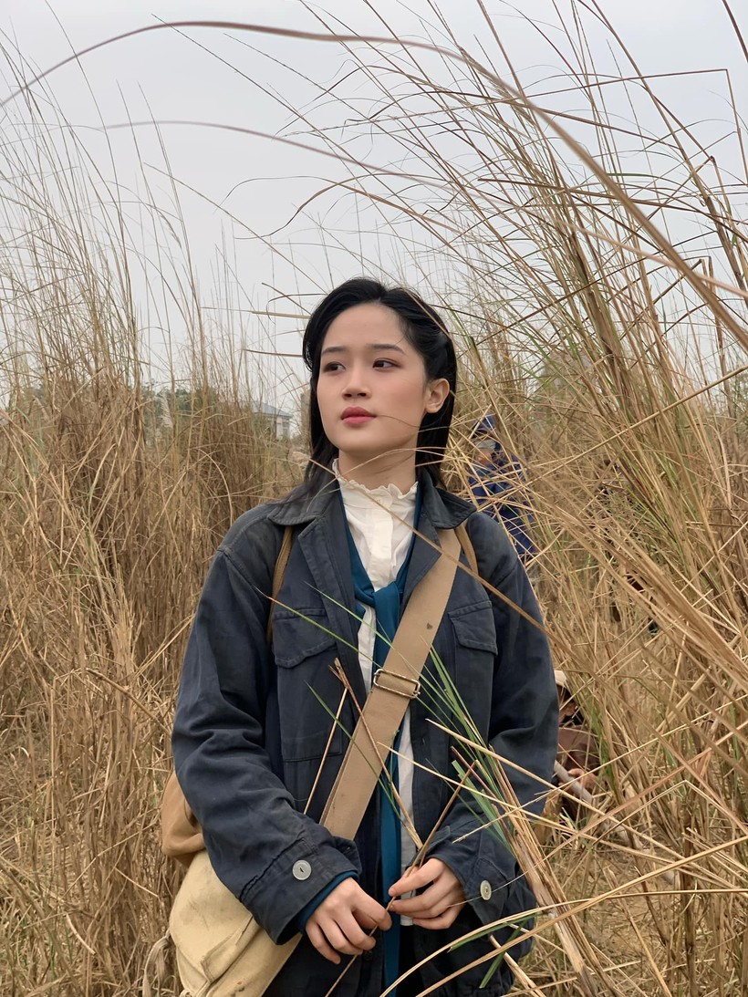 Cao Thuỳ Linh - gương mặt mới đóng vai nữ chính trong phim 'Đào, phở và piano'.