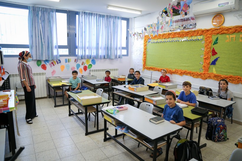 Học sinh Israel có thể trở lại trường khi đảm bảo an toàn.