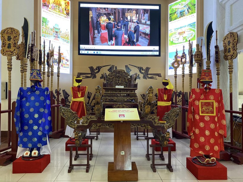 Hai trưng bày song hành diễn ra tại Bảo tàng Hùng Vương nhân dịp lễ Giỗ Tổ Hùng Vương năm 2024.