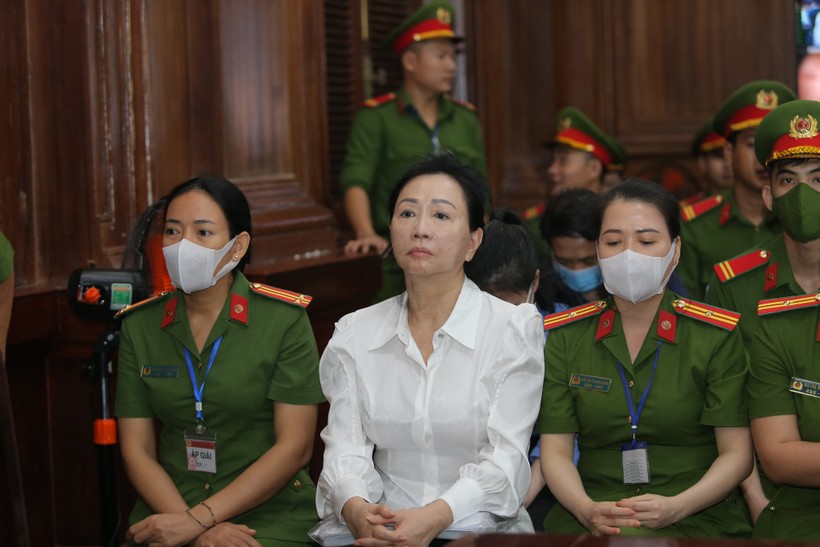 Bị cáo Trương Mỹ Lan trong phiên xét xử.