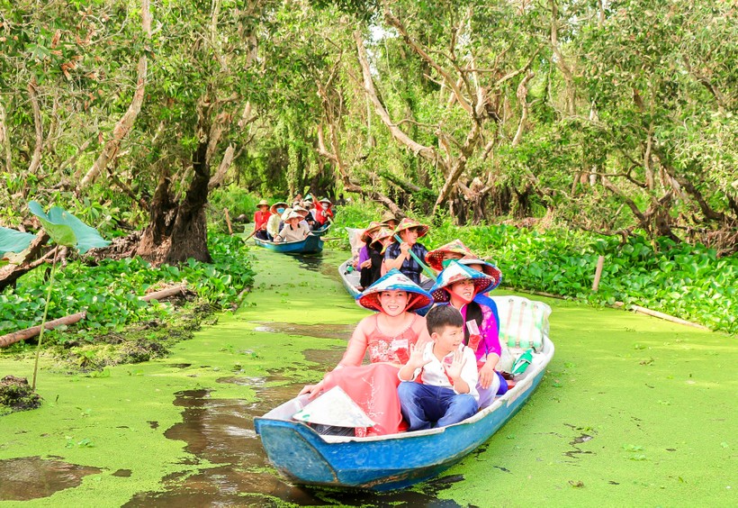 Du lịch Đồng bằng sông Cửu Long hứa hẹn 'hút' khách dịp lễ. Ảnh: Thành Thật
