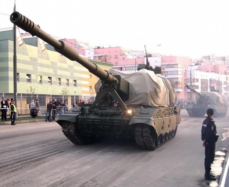 Cận cảnh dàn vũ khí Nga rầm rập tiến về Quảng trường Đỏ