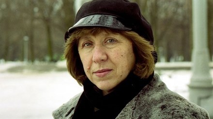 Nữ nhà văn Belarus giành giải Nobel Văn học 2015