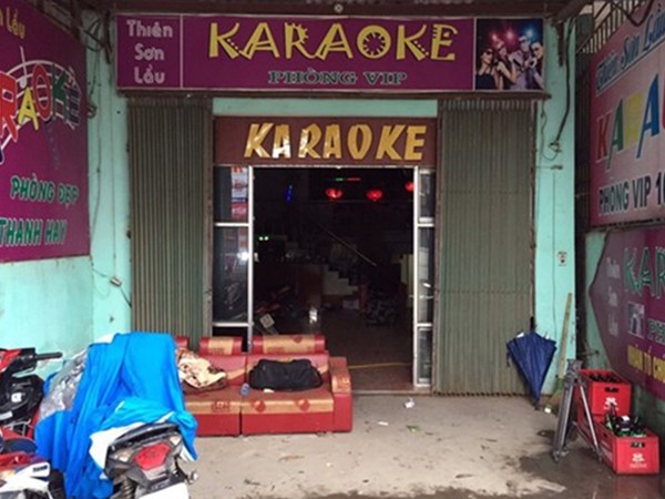 Phát hiện hàng chục đôi nam, nữ điên cuồng “bay lắc” trong quán karaoke