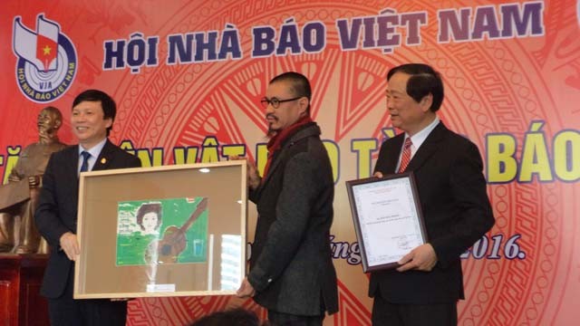 Tiếp nhận nhiều hiện vật quý cho Bảo tàng Báo chí Việt Nam