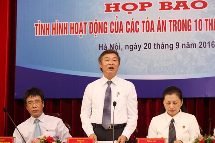 Chủ tọa xử oan ông Huỳnh Văn Nén chưa bị kiểm điểm vì đang trị bệnh