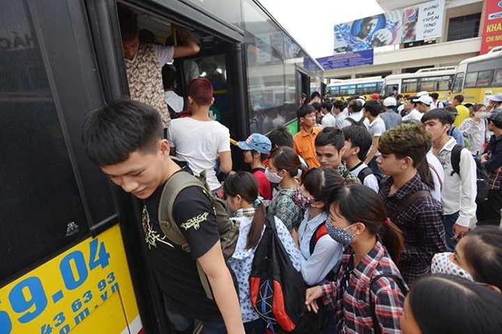 Xe buýt 2 tầng có sử dụng được trên đường phố Hà Nội?