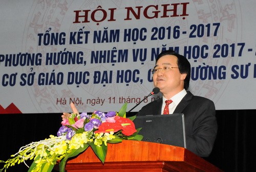 Bộ trưởng Phùng Xuân Nhạ phát biểu khai mạc hội nghị
