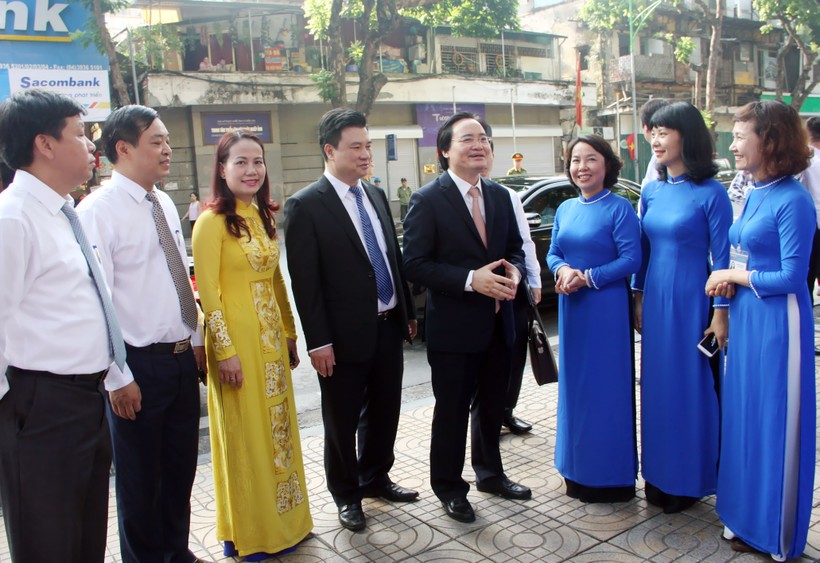  Bộ trưởng Bộ GD&ĐT Phùng Xuân Nhạ gửi thư chúc mừng nhân dịp năm học mới 2017-2018