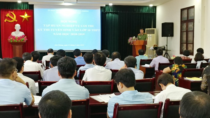 Hội nghị tập huấn nghiệp vụ cho cán bộ coi thi kỳ tuyển sinh THPT của TP Hải Phòng