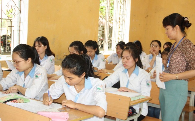Một tiết học Ngữ văn của cô và trò Trường THPT Long Châu Sa - tỉnh Phú Thọ