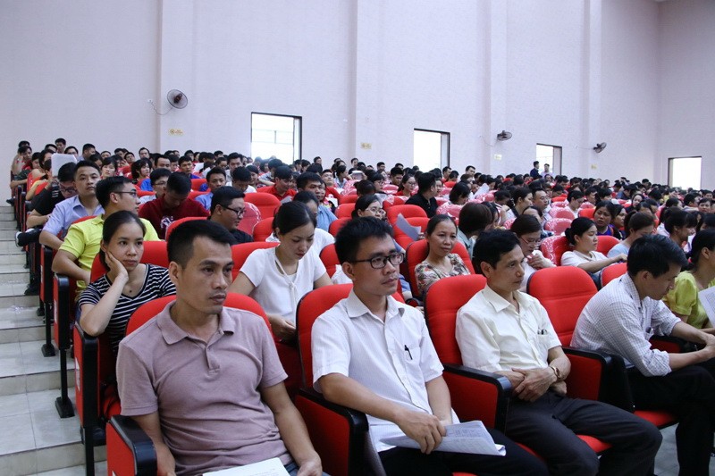 Hội nghị tập huấn quy chế, quy trình coi thi cho 711 cán bộ coi thi kỷ thi THPT quốc gia của ĐH Thái Nguyên