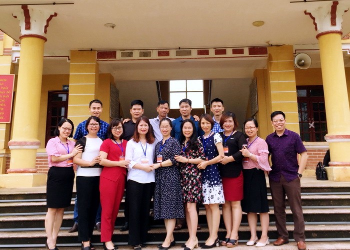  Đoàn cán bộ coi thi của Trường ĐH Sư phạm - ĐH Thái Nguyên tại điểm thi trường THPT Đông Thọ (huyện Sơn Dương, Tuyên Quang) 
