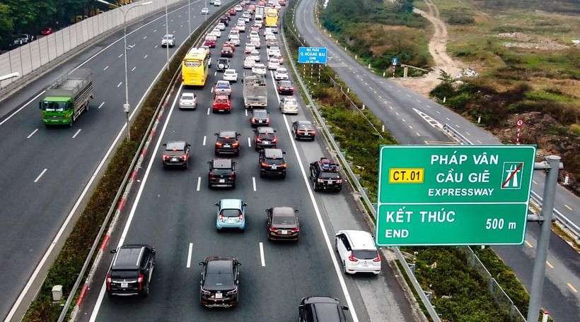 3 tuyến cao tốc do VEC khai thác sẽ tăng 12% phí dịch vụ.