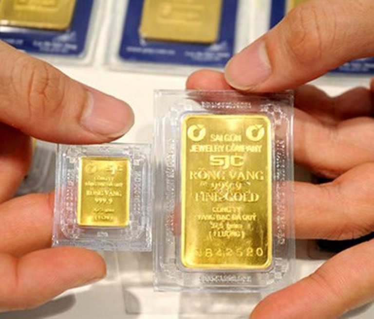 Loại vàng đấu thầu là vàng miếng SJC do NHNN tổ chức sản xuất.