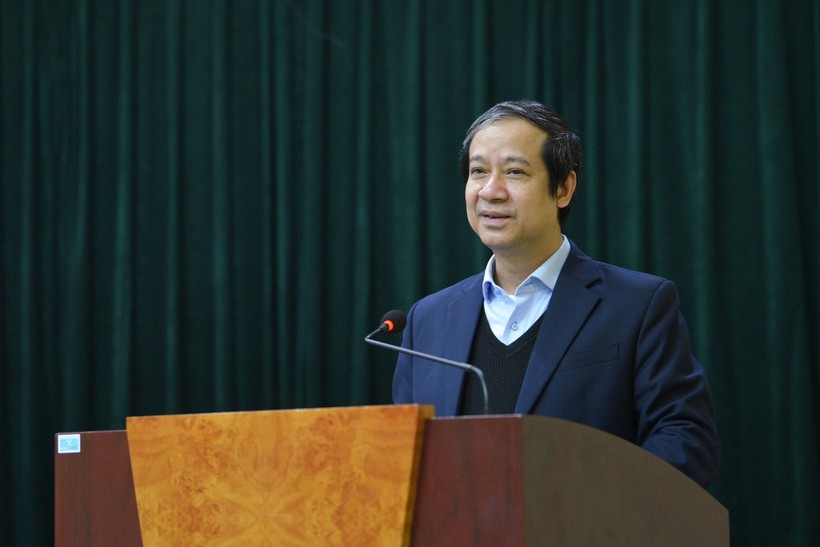 Bộ trưởng Nguyễn Kim Sơn phát biểu tại Trường Đại học Hồng Đức.