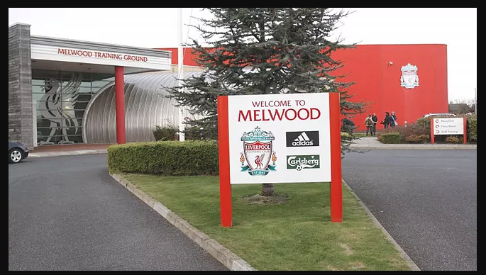 Các cầu thủ Liverpool muốn quay về sân tập cũ Melwood.