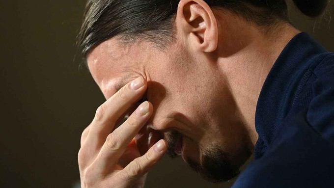 Ibrahimovic bật khóc khi nói về con trai.
