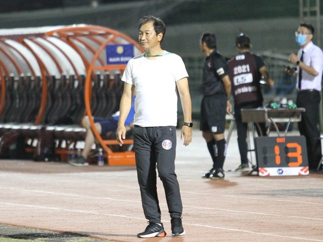 HLV Nhật Bản bị Sài Gòn FC sa thải sau 3 trận thua liên tiếp.