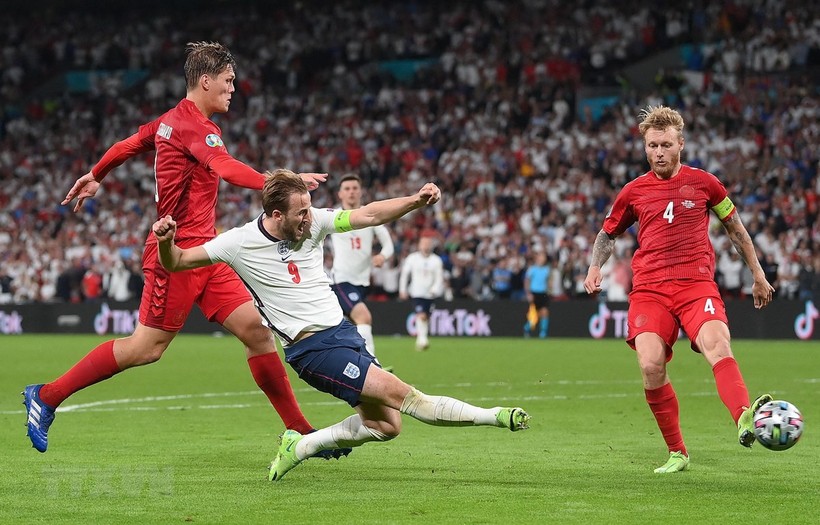Trận bán kết EURO 2020 giữa Tam Sư và Đan Mạch lập kỷ lục về số lượng người xem truyền hình ở Anh.