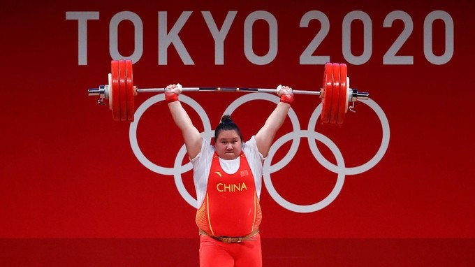 Đô cử Trung Quốc Li Wenwen phá 3 kỷ lục Olympic.