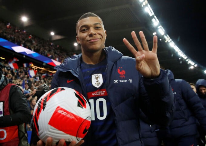 PSG vừa ghi 4 bàn trong một trận đấu cho tuyển Pháp.