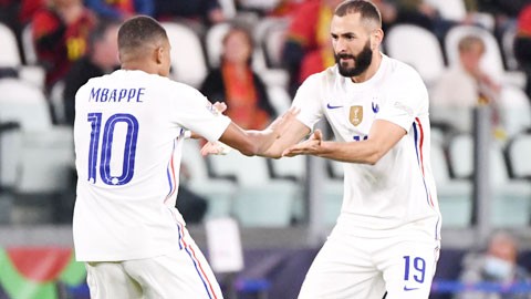 Benzema chấm dứt sự thống trị của Mbappe trở thành Cầu thủ hay nhất nước Pháp năm 2021.