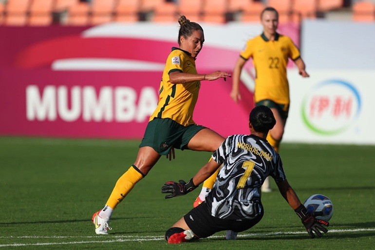 Australia vùi dập Indonesia 18-0 ở giải vô địch bóng đá nữ châu Á.