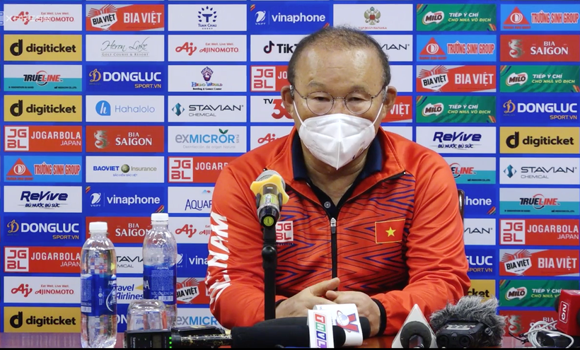 Thầy Park không hài lòng với màn trình diễn của các học trò trong chiến thắng 1-0 trước Myanmar tối 13/5.